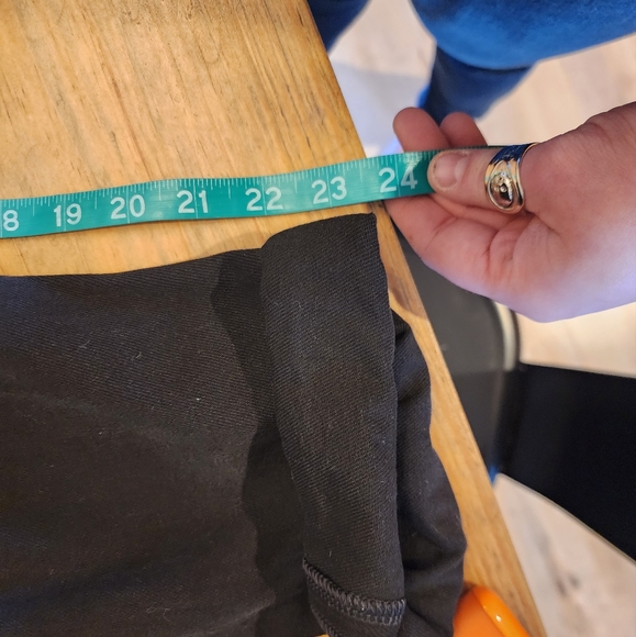 AE Distressed Mom Jeans - Picture 5 of 6